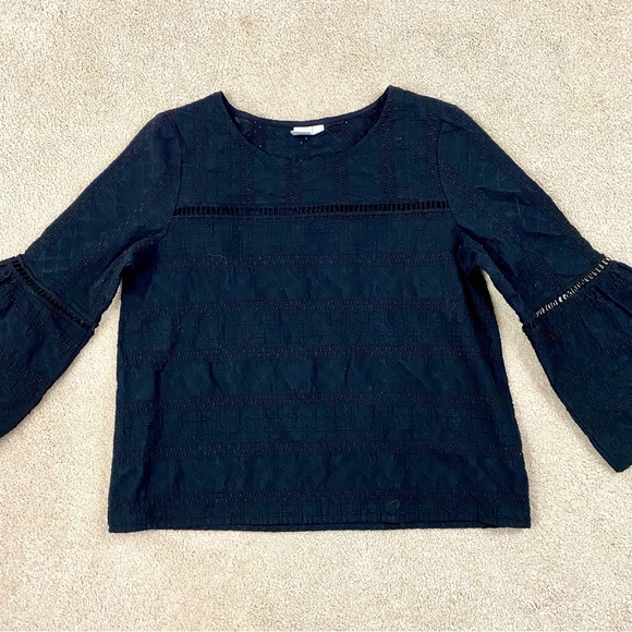 Gap Black Bell Sleeve Eyelet Embroidered Top - Picture 3 of 10